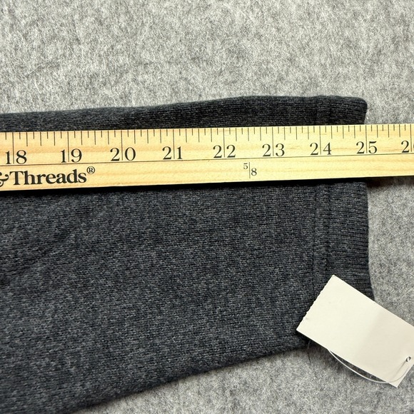 NWT IZOD Men's Charcoal Gray Thermal Soft Quarter Zip Pullover Sweater Size L - Picture 4 of 10